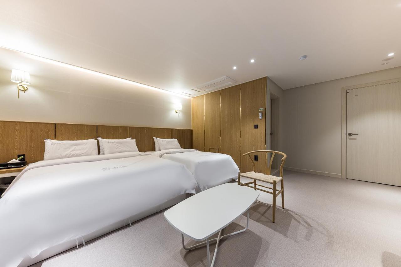 Hotel Lium Cheonan Exterior foto
